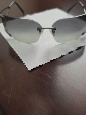 Versace Unisex Rimless Silver Gradient Sunglasses